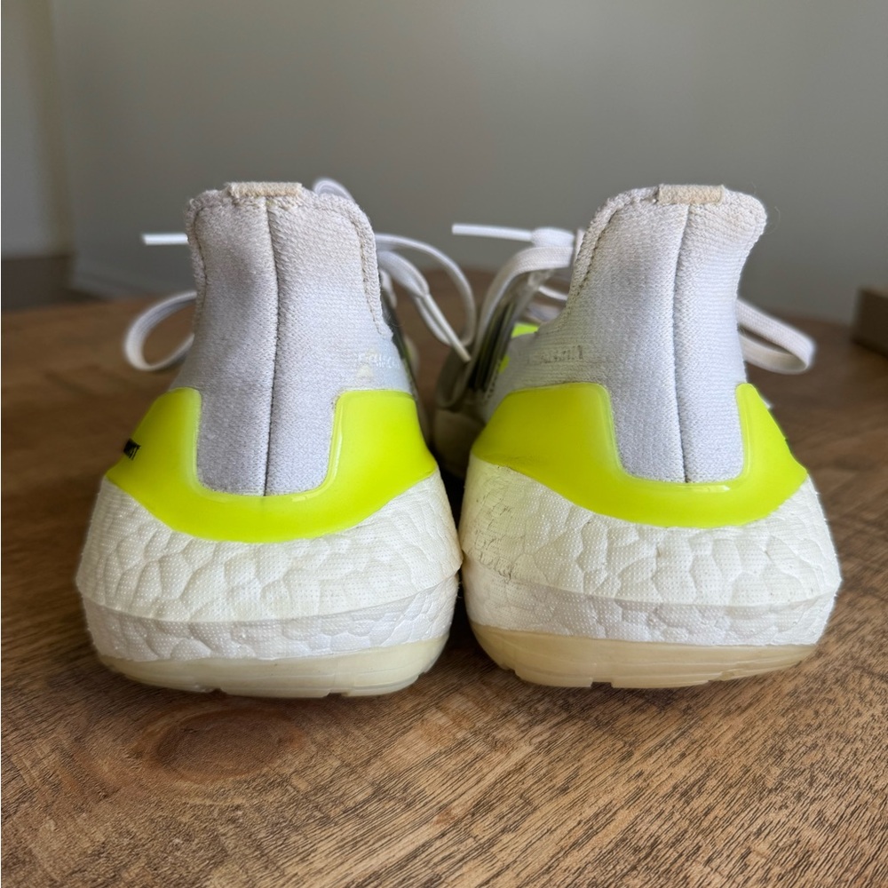 Adidas Ultraboost 21 Running Shoes – Men’s Size 7 - Picture 6 of 8